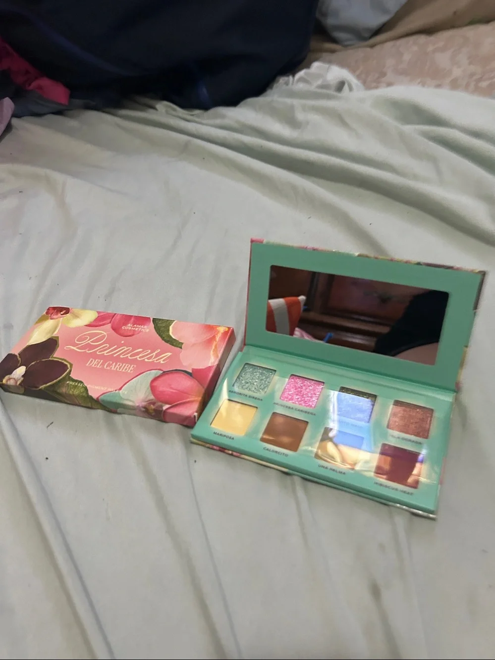 Revinessa Del Caribe Floral Makeup Palette - Pink